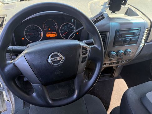 Used 2015 Nissan Titan S AWD/4WD image 19