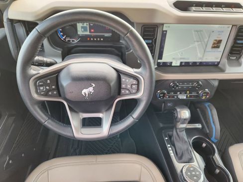 Used 2024 Ford Bronco Wildtrak AWD/4WD image 25