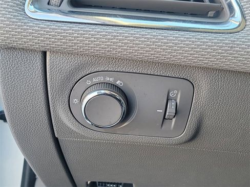 Used 2016 Chevrolet Cruze LT w/ Sun And Sound Package image 25