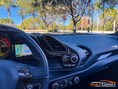 Used 2018 Ferrari 488 Spider image 16
