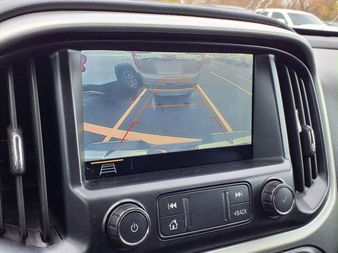 Used 2019 GMC Canyon SLE image 7