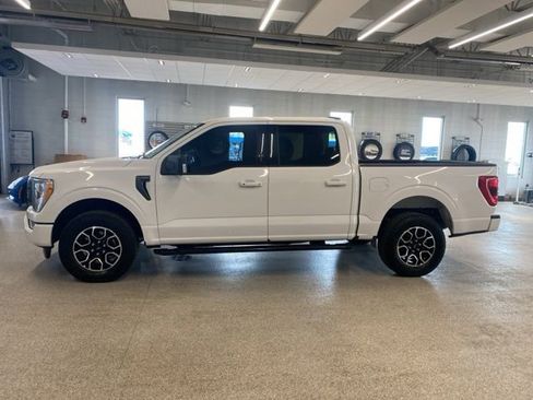 Used 2023 Ford F150 XLT AWD/4WD image 11
