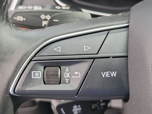 Used 2023 Audi Q5 e Premium image 25