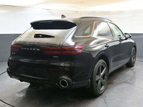 Used 2025 Genesis GV70 2.5T w/ Sport Prestige Package image 5