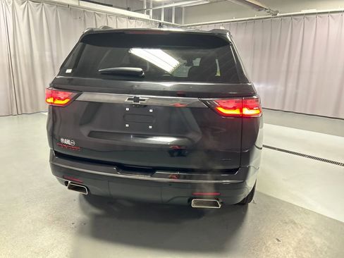 Used 2021 Chevrolet Traverse Premier w/ Redline Edition image 6