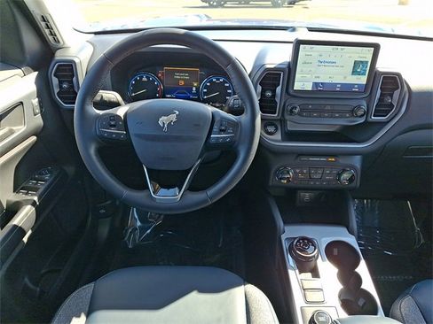 Used 2024 Ford Bronco Sport Outer Banks image 11