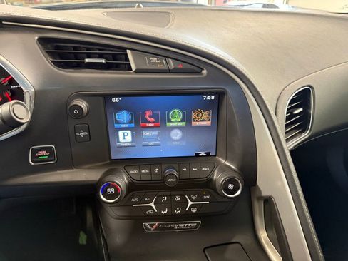 Used 2015 Chevrolet Corvette Stingray Coupe image 15