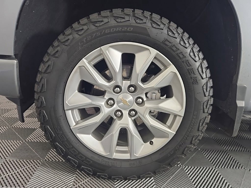 Used 2024 Chevrolet Silverado 1500 Custom AWD/4WD image 16