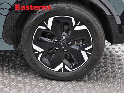 Used 2023 Kia Niro Wind w/ Wind Preserve Package FWD image 32