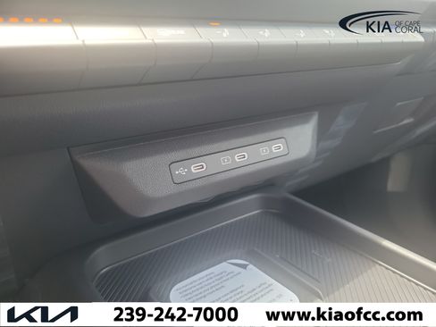 New 2027 Kia Seltos S FWD image 29