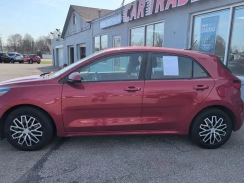 Used 2018 Kia Rio S FWD image 5