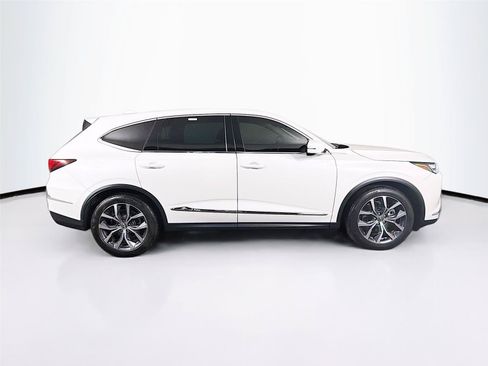 Used 2023 Acura MDX SH-AWD w/ Technology Package image 12
