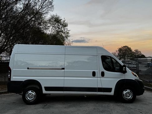 Used 2017 RAM ProMaster 3500 w/ Interior Convenience Group image 5