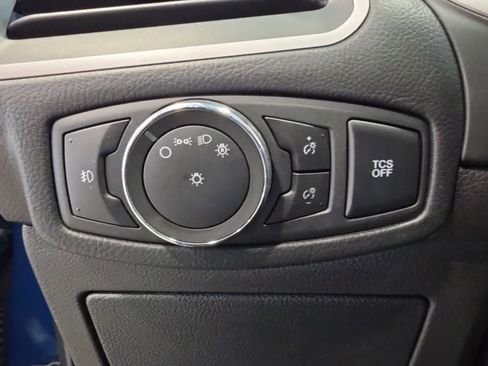 Used 2020 Ford Edge SEL AWD/4WD image 19