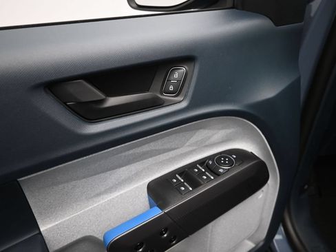 New 2026 Ford Maverick XLT FWD image 9