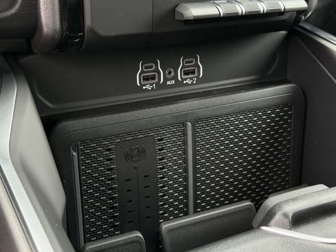 New 2026 RAM 1500 4x4 Crew Cab image 21