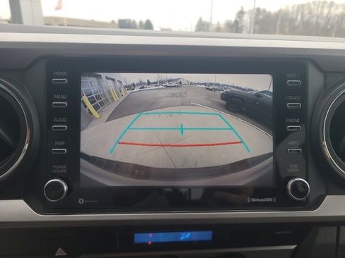 Used 2022 Toyota Tacoma SR5 image 31