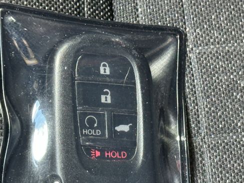 Used 2024 Honda HR-V Sport image 40