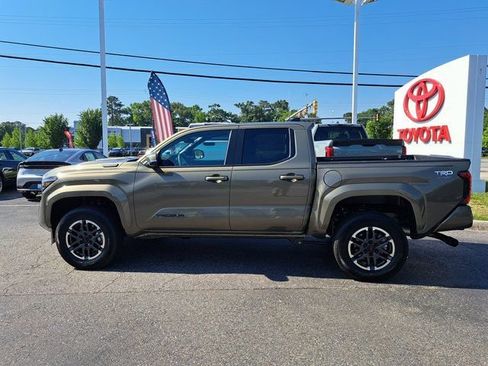 New 2026 Toyota Tacoma TRD Sport AWD/4WD image 9