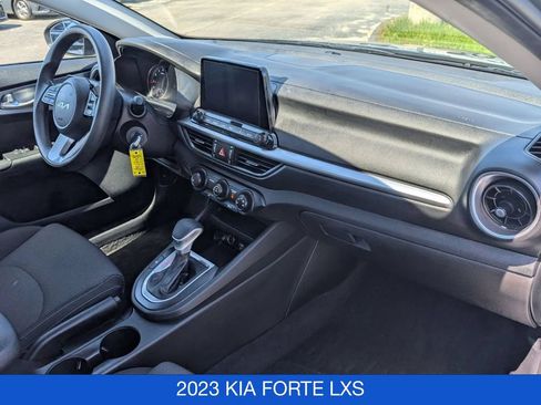 Used 2023 Kia Forte LXS FWD image 28