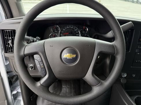 New 2026 Chevrolet Express 2500 RWD image 11