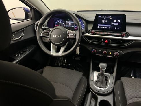 Used 2022 Kia Forte LXS w/ LXS Technology Package image 31