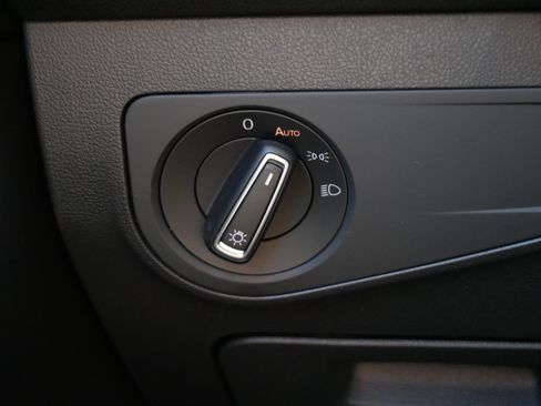 Certified 2023 Volkswagen Tiguan SE AWD/4WD image 26