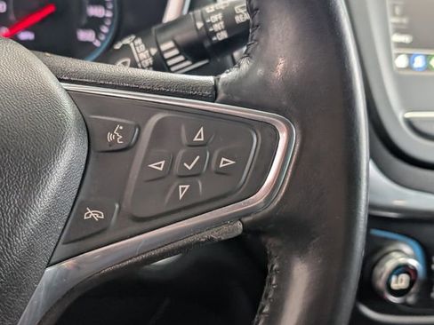 Used 2019 Chevrolet Equinox LT image 24