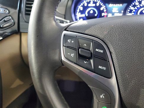 Used 2016 Hyundai Azera Limited image 20