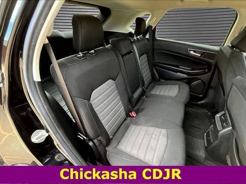 Used 2023 Ford Edge SE w/ Black Appearance Package image 23