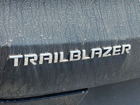 Used 2023 Chevrolet TrailBlazer LT w/ Convenience Package FWD image 15
