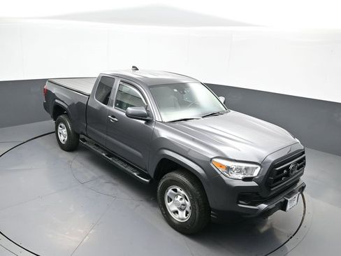 Certified 2021 Toyota Tacoma SR image 34