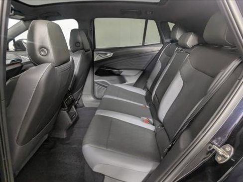 Used 2023 Volkswagen ID.4 Pro S image 17