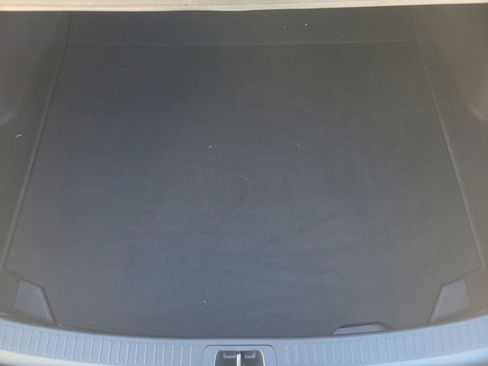 Used 2023 Toyota Corolla LE w/ LE Premium Package image 11