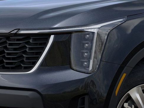 New 2026 Kia Sorento LX image 10