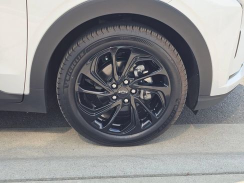 New 2027 Chevrolet Bolt RS FWD image 9