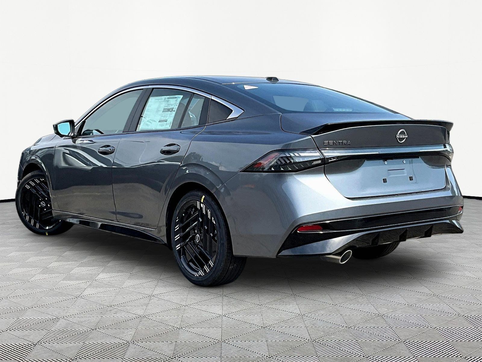 New 2027 Nissan Sentra SR w/ SR Premium Package FWD image 4