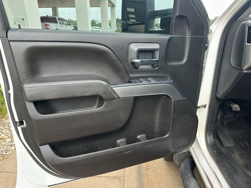 Used 2018 Chevrolet Silverado 2500 LT AWD/4WD image 5