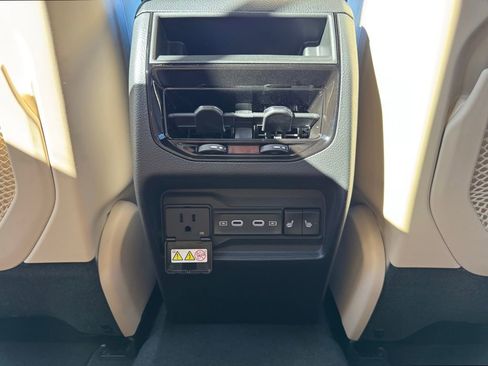 New 2026 Jeep Grand Cherokee Limited image 31