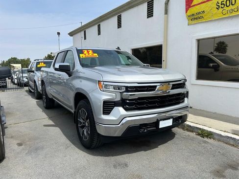 Used 2022 Chevrolet Silverado 1500 LT AWD/4WD image 19