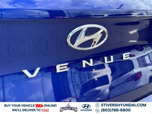 Certified 2025 Hyundai Venue Limited image 15