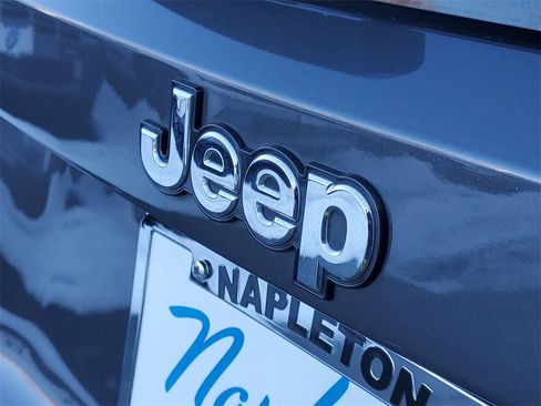 Used 2023 Jeep Renegade Latitude image 7