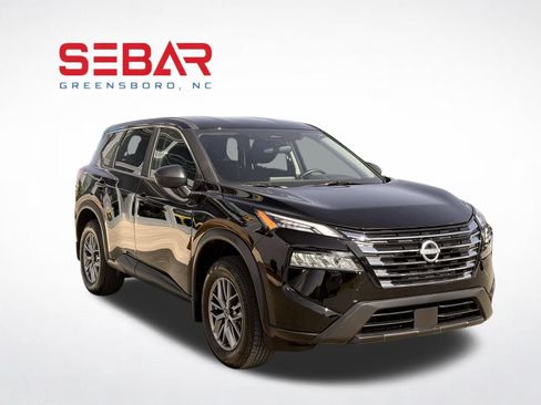 Used 2025 Nissan Rogue S FWD image 7