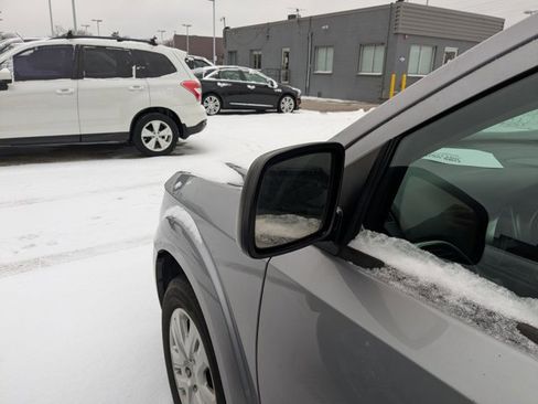 Used 2017 Dodge Journey SE image 15