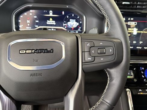 Used 2025 GMC Sierra 1500 Denali Ultimate AWD/4WD image 16