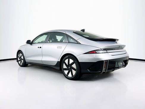 Used 2024 Hyundai Ioniq 6 SE AWD/4WD image 5
