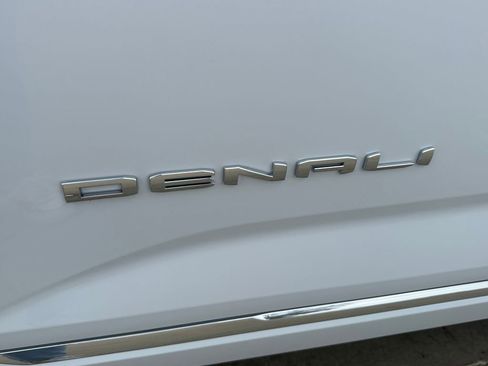 New 2026 GMC Terrain Denali image 11