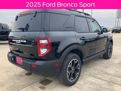 New 2025 Ford Bronco Sport Outer Banks AWD/4WD image 7