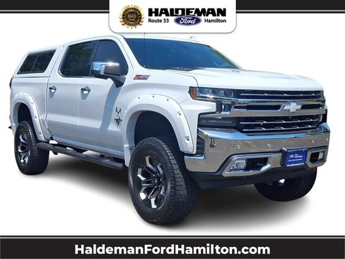 Used 2019 Chevrolet Silverado 1500 LTZ w/ LTZ Premium Package AWD/4WD image 1