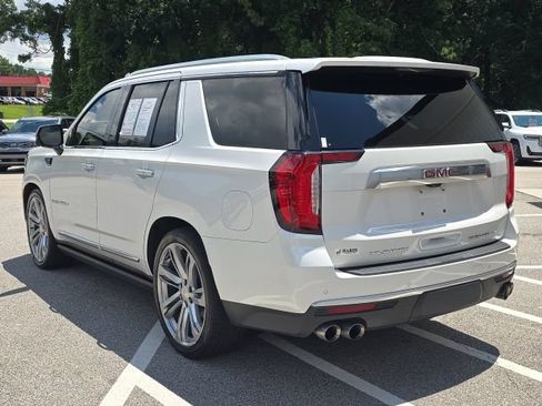 Used 2021 GMC Yukon Denali w/ Denali Premium Package RWD image 3